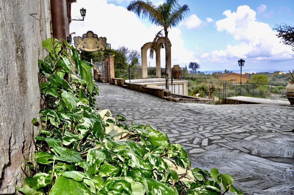 Villa Martius San Pier Niceto Экстерьер фото