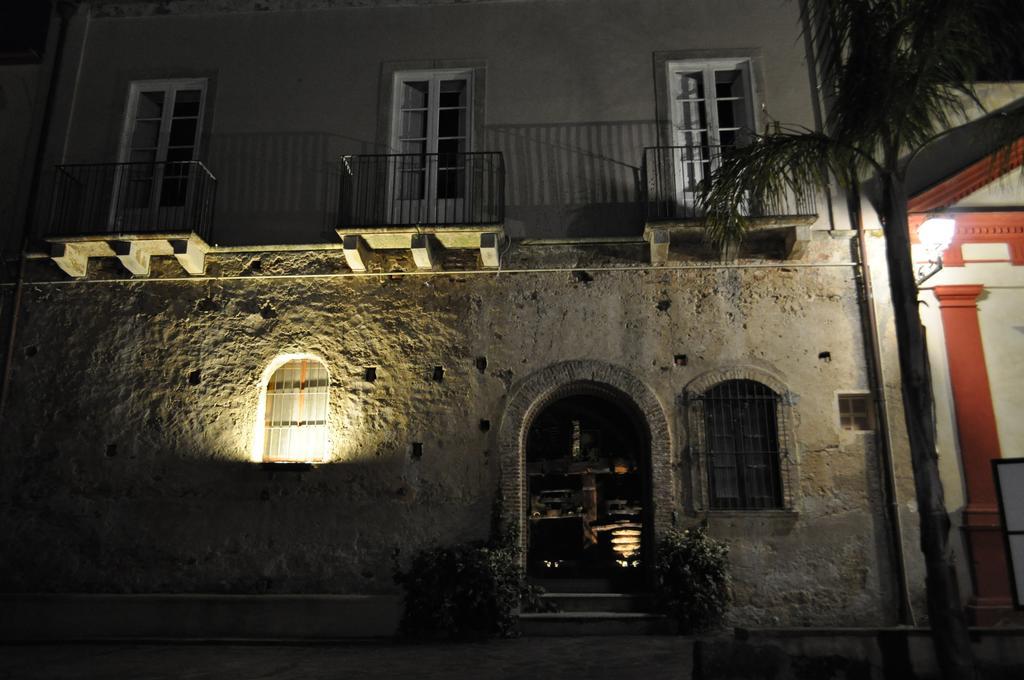 Villa Martius San Pier Niceto Экстерьер фото